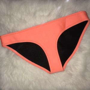 Triangl Coral Bottoms